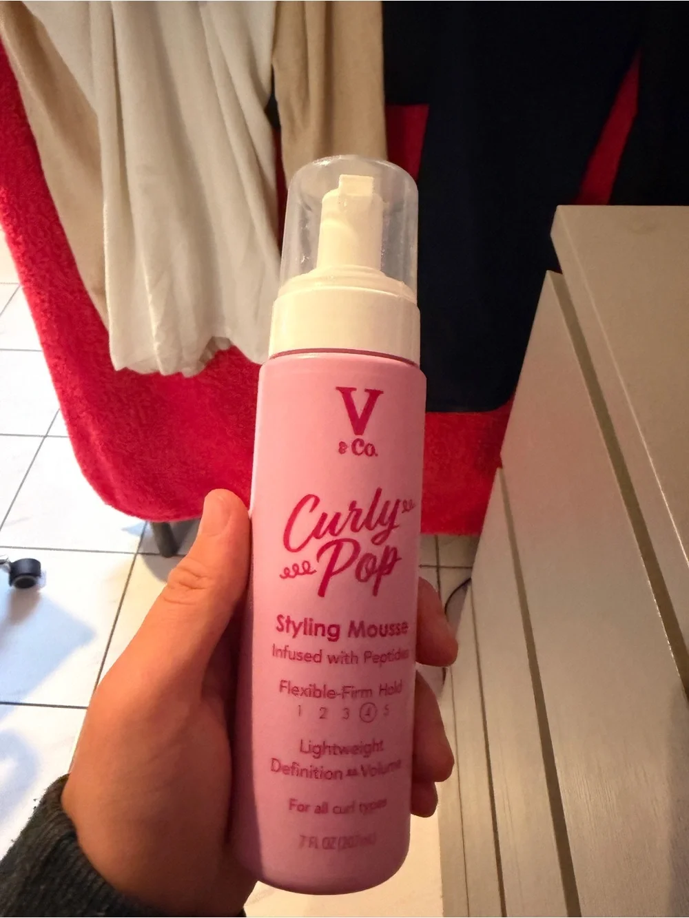 V & Co. Curly Pop Pink Styling Mousse